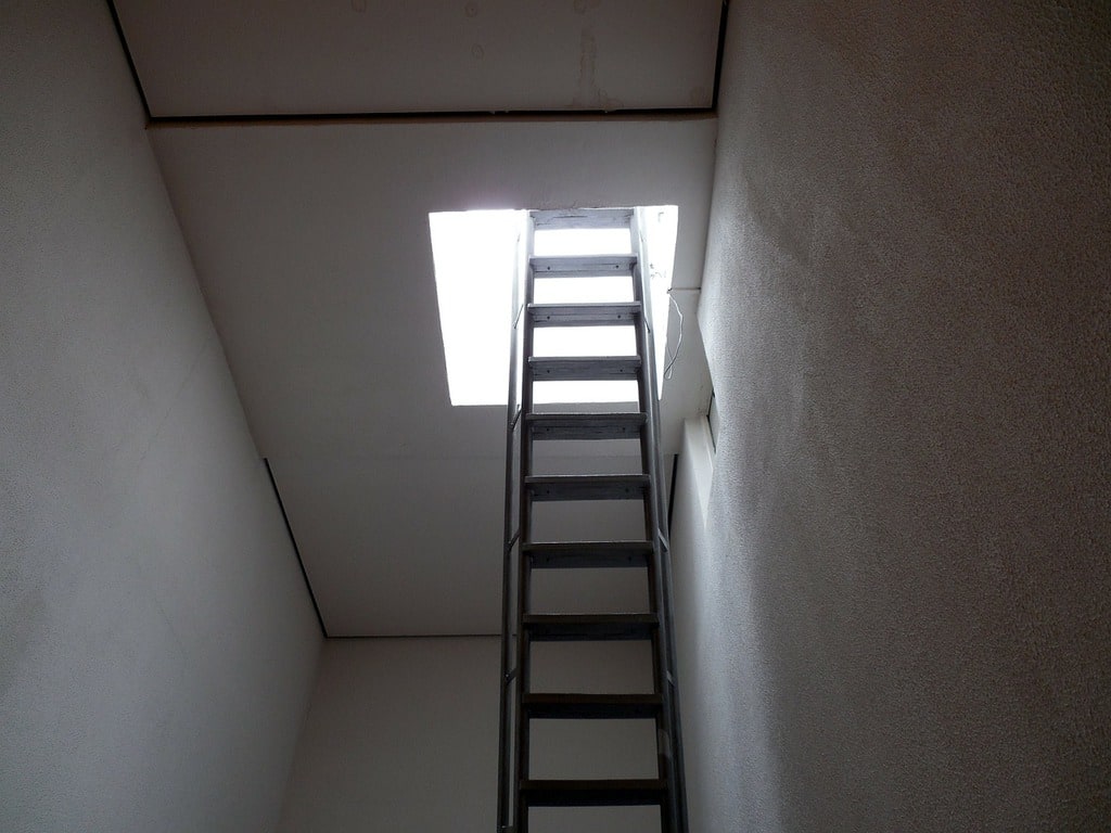 Quels équipements permettent de renforcer la sécurité incendie d'un logement ?